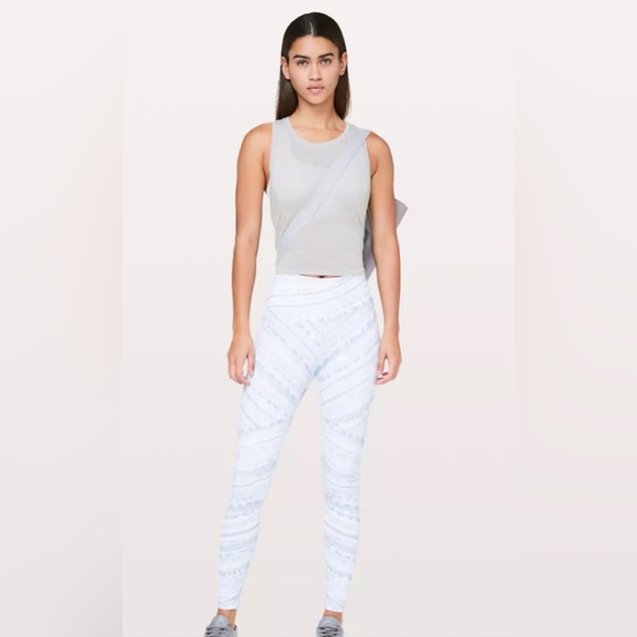 🍋 Lululemon Spirited Sissone Tank (LW1AZTS) - Gray - Approx. Sz 8 - Picture 3 of 12